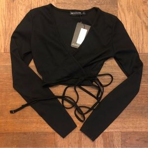 Pretty Little Thing black long sleeve